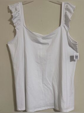 Torrid Foxy Flutter Sleeve Top Size 5X White Basic